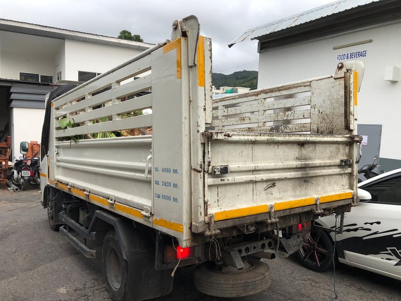 ISUZU NMR 130แรงม้า รถบรรทุก 6ล้อ ดั้มพ์ ปี2017 เลขไมล์น้อยกว่า 500,000 กม.