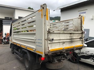 ISUZU NMR 130แรงม้า รถบรรทุก 6ล้อ ดั้มพ์ ปี2017 เลขไมล์น้อยกว่า 500,000 กม.