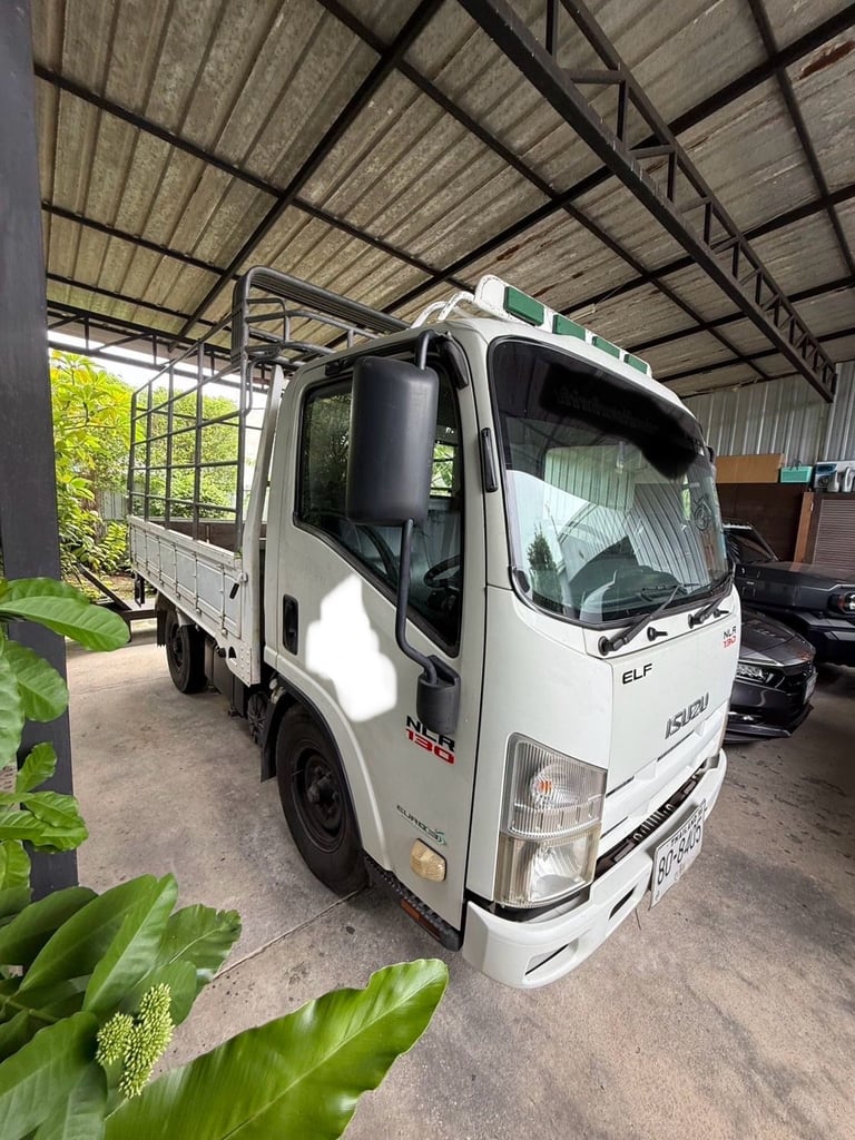 ขายรถ ISUZU  NLR 130แรง โคกสูง  ปี2553