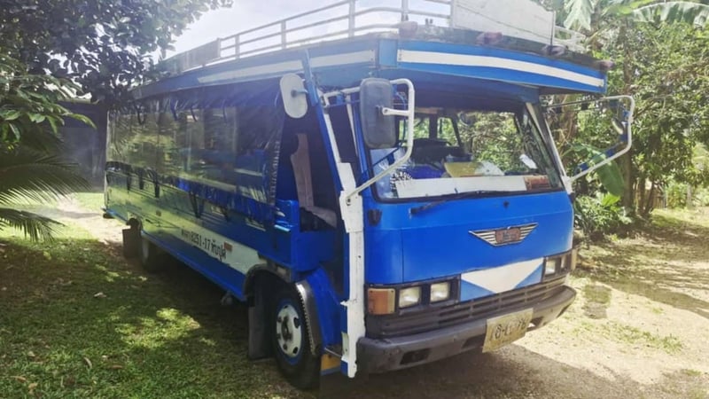 ขาย รถสองแถว 6ล้อ HINO ปี2530