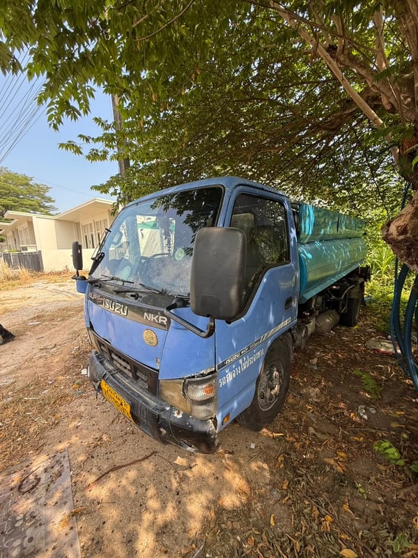 ISUZU NKR 130แรงม้า รถบรรทุก 6ล้อ รถดูดสิ่งปฏิกูล ปี2007