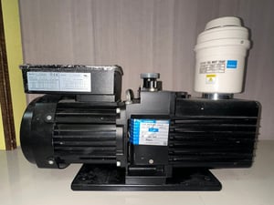 ปั๊มแวคคั่ม ปั๊มสุญญากาศ ยี่ห้อ ULVAC รุ่น GLD-136