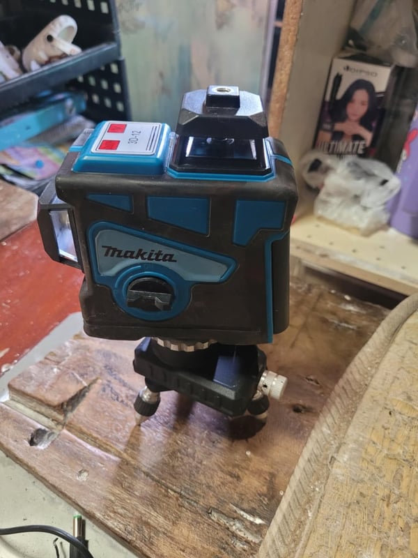 เลเซอร์ปรับระดับ