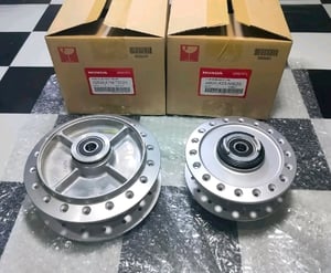 ดุมเดิมศูนย์ สำหรับ เวฟ110i 125i มีบริการเก็บเงินปลายทางมีค่ามัดจำก่อน