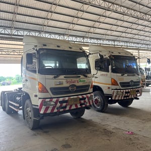 ขายหัวลาก HINO พร้อมหางแทงก์ยางมะตอย -วัตถุอันตราย ขายหัวลาก HINO พร้อมหางแทงก์ยางมะตอย -วัตถุอันตราย