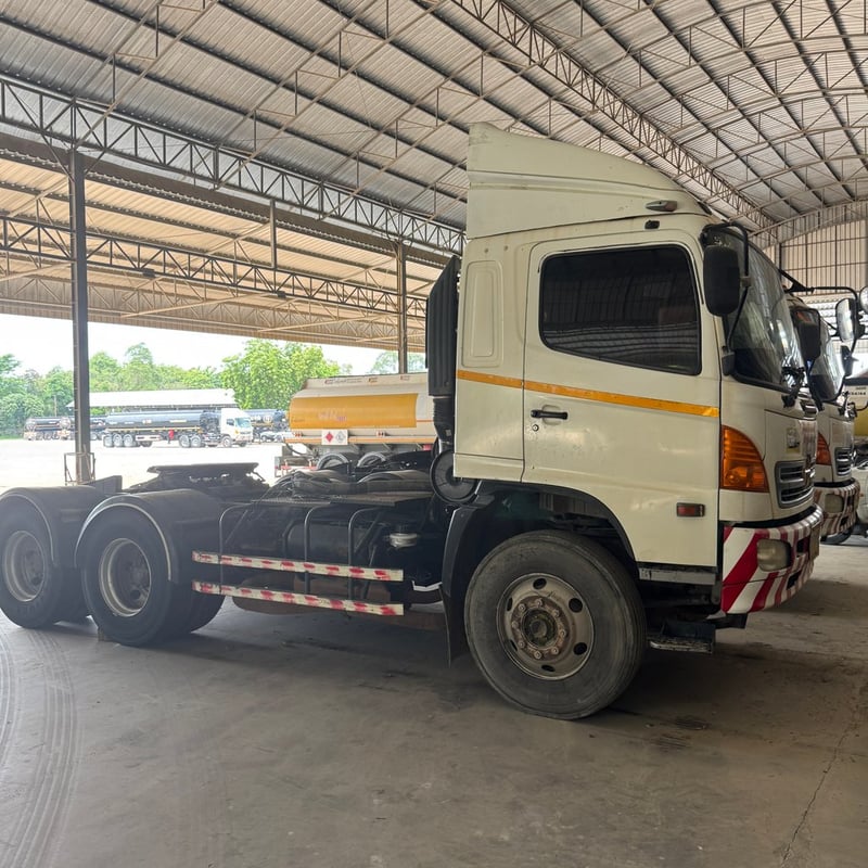 ขายหัวลาก HINO พร้อมหางแทงก์ยางมะตอย -วัตถุอันตราย