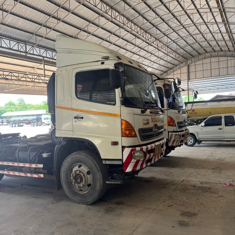 ขายหัวลาก HINO พร้อมหางแทงก์ยางมะตอย -วัตถุอันตราย ขายหัวลาก HINO พร้อมหางแทงก์ยางมะตอย -วัตถุอันตราย