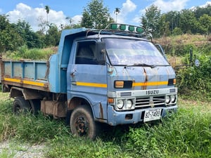 ISUZU Tld 100แรงม้า รถบรรทุก 6ล้อ ดั้มพ์ ปี1985