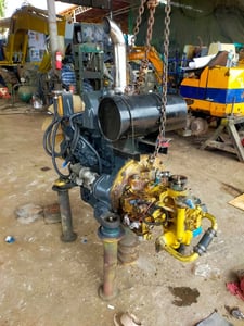 ขายเครื่อง KOMATSU 4D95 พร้อมปั๊มไฮดรอลิค