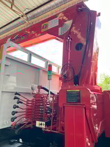 เครน8ตัน ยี่ห้อยูนิค 