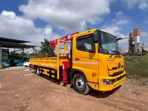 ขายเครนใหม่  3ตันขาสลับ ยี่ห้อ UNIC รุ่น URV370K **ขายเฉพาะเครน**