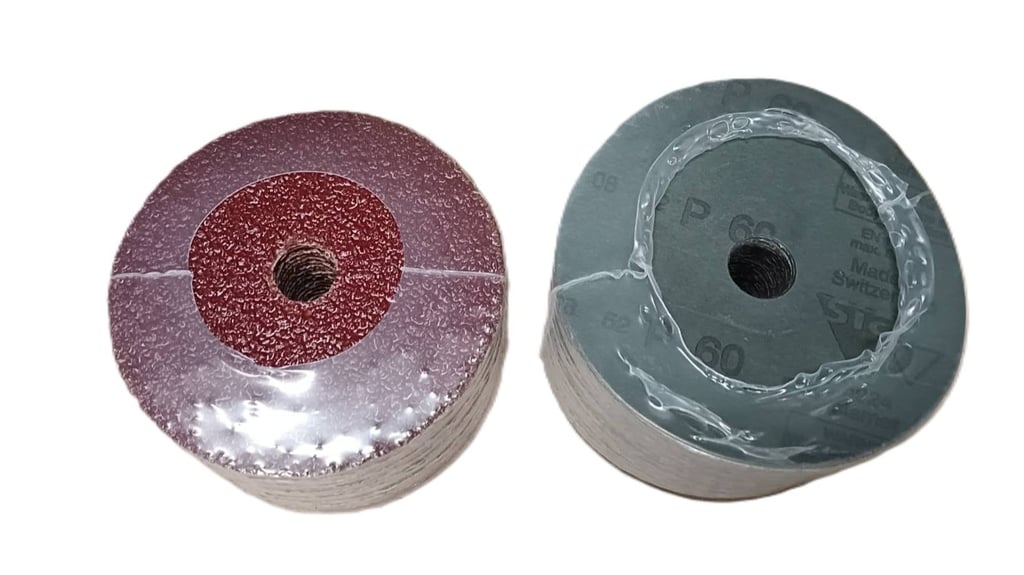 FIBER DISC กลมสีแดง 5" (DIA. 125 MM.) ขนาดรูกลาง dia 22 MM. เบอร์ 36 FIBER DISC กลมสีแดง 5" (DIA. 125 MM.) ขนาดรูกลาง dia 22 MM. เบอร์ 36