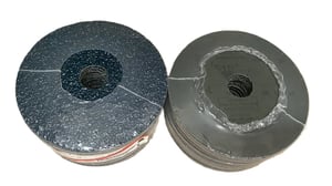 FIBER DISC กลม สีน้ำเงินหลังแข็ง 5" (DIA. 125 MM.) ขนาดรูกลาง dia 22 MM. เบอร์ 100