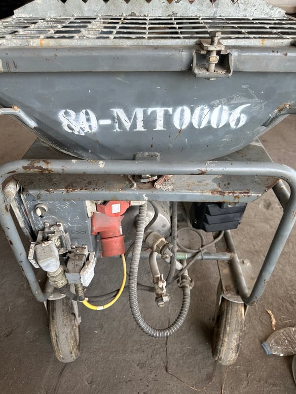 เครื่องพ่นปูนฉาบ putzmeister mp25 เยอรมัน