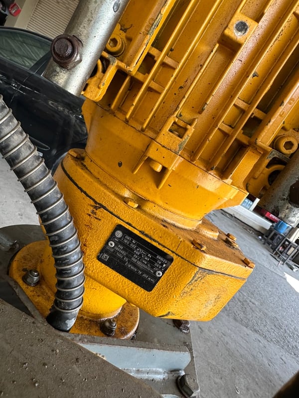 เครื่องพ่นปูนฉาบ putzmeister mp25 เยอรมัน