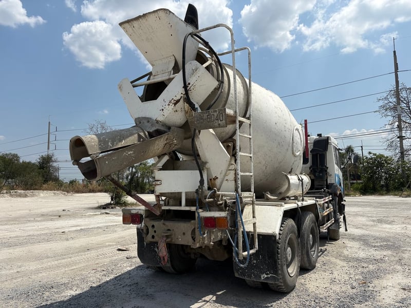 FAW THAILAND mixer 336แรงม้า รถบรรทุก 10ล้อ โม่ผสมปูน ปี2013