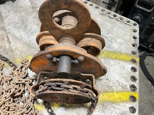 ขาย รอกราง Vital ขนาด 2ตัน ขาย รอกราง Vital ขนาด 2ตัน