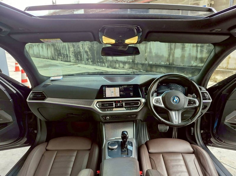 2022 แท้ BMW 330e M Sport Plug-in Hybrid โฉม G20