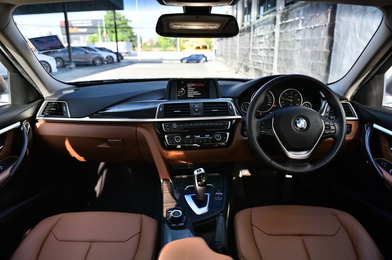 🎖️2017 BMW SERIES 3, 320d iconic F30🎖️ 🎖️2017 BMW SERIES 3, 320d iconic F30🎖️