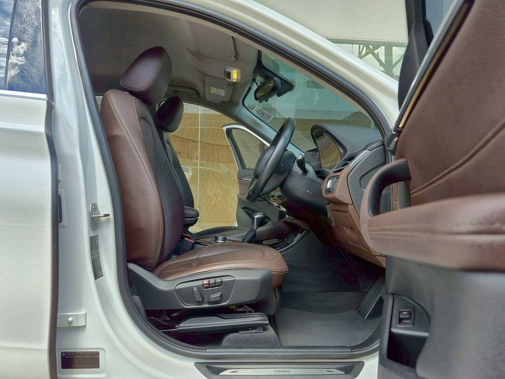 2016 แท้ BMW X1 sDrive18d xLine โฉม F48 2016 แท้ BMW X1 sDrive18d xLine โฉม F48