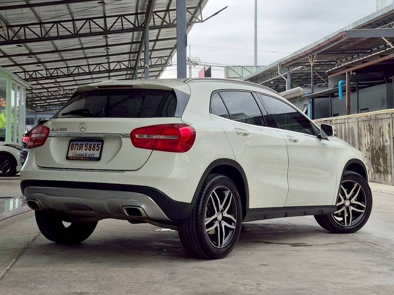  2016 แท้ BENZ GLA-CLASS, GLA200 โฉม W156 