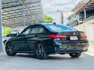 2022 BMW 330e M Sport Plug-in Hybrid โฉม G20