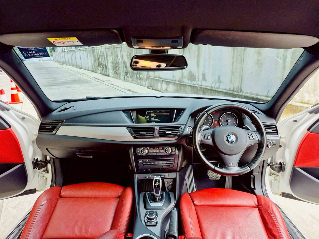 🎖️2015 แท้ BMW X1 sDrive20d M-Sport E84🎖️