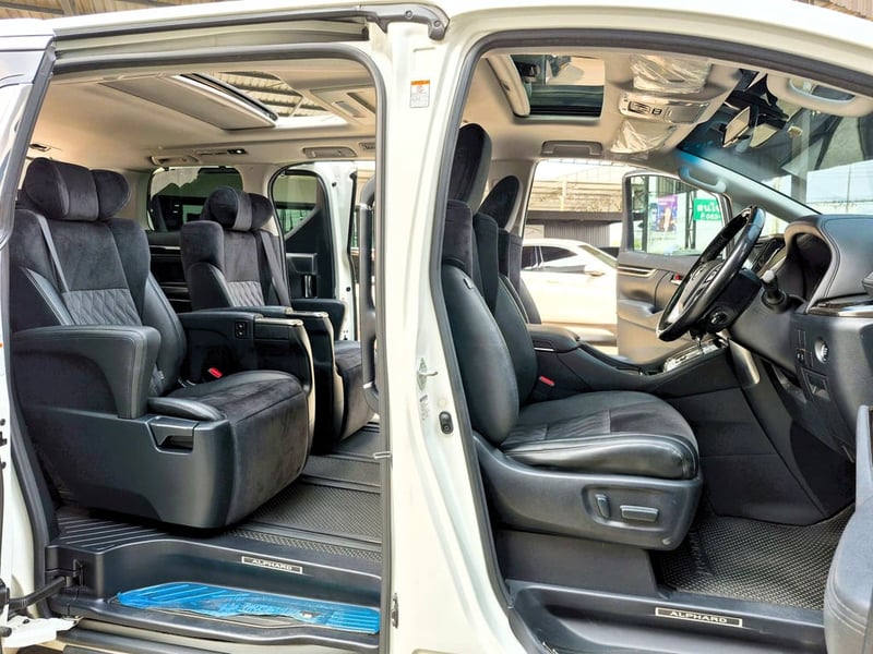 2017 แท้ TOYOTA ALPHARD 2.5 SC PACKAGE