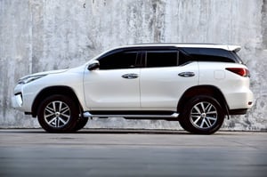 2020 แท้ Toyota FORTUNER 2.4 V 