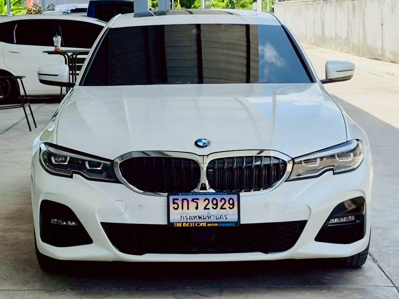 2022 BMW 330e M Sport Plug-in Hybrid โฉม G20 2022 BMW 330e M Sport Plug-in Hybrid โฉม G20