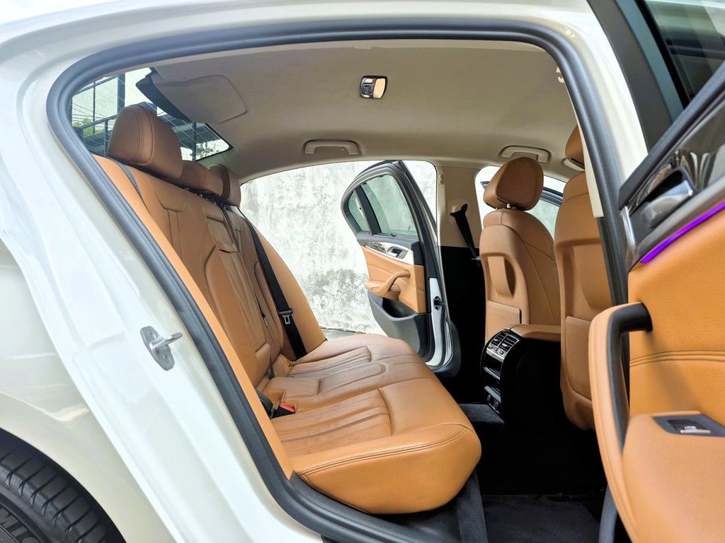 2018 แท้ BMW SERIES 5, 520d Sport Line โฉม G30 2018 แท้ BMW SERIES 5, 520d Sport Line โฉม G30