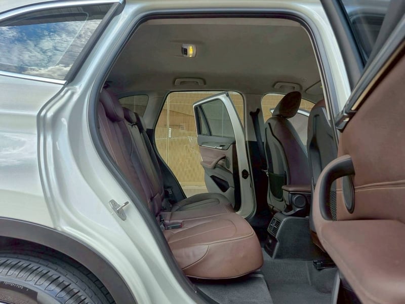 2016 แท้ BMW X1 sDrive18d xLine โฉม F48 2016 แท้ BMW X1 sDrive18d xLine โฉม F48