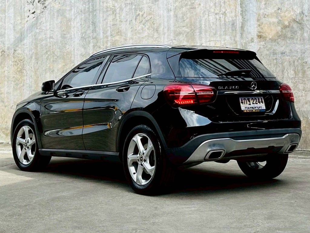 🎖️2020 Mercedes-Benz GLA200 W156🎖️