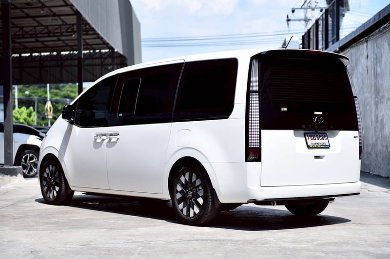 2023 แท้ HYUNDAI STARIA 2.2 Diesel Premium AT 2023 แท้ HYUNDAI STARIA 2.2 Diesel Premium AT