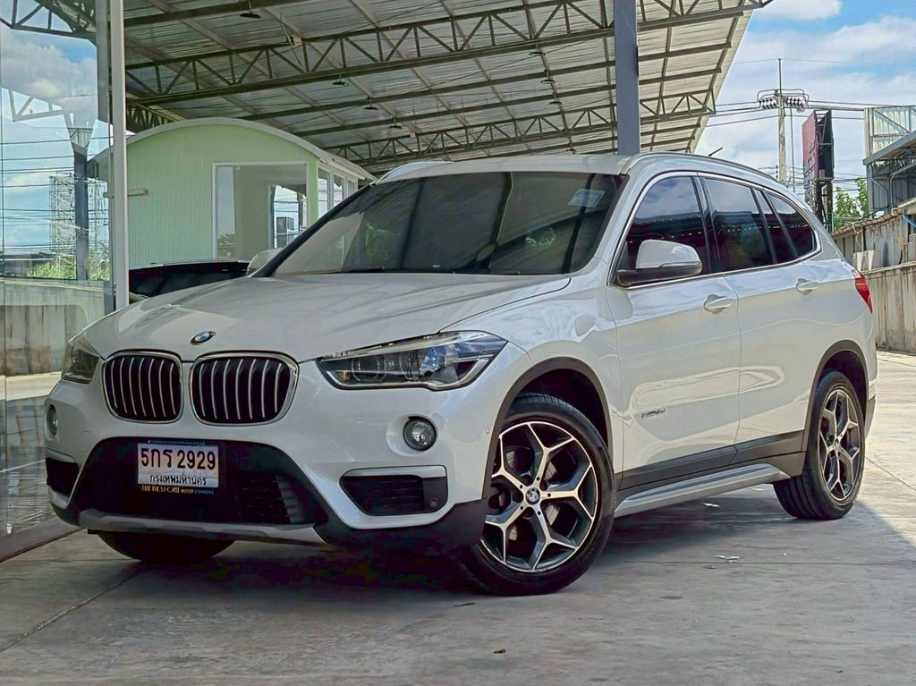 2016 แท้ BMW X1 sDrive18d xLine โฉม F48 2016 แท้ BMW X1 sDrive18d xLine โฉม F48