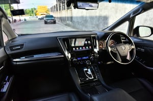 2020 แท้ Toyota Alphard 2.5 SC Package Minorchange