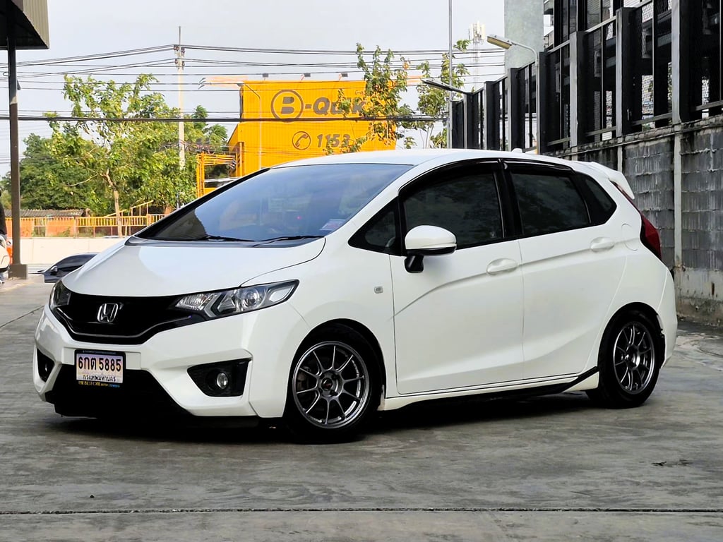 2015 แท้ HONDA JAZZ GK 1.5 S AT CVT 2015 แท้ HONDA JAZZ GK 1.5 S AT CVT