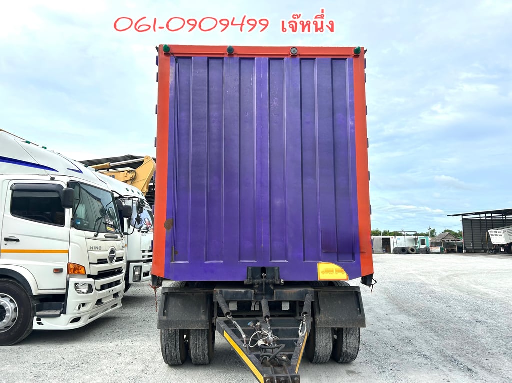 หางตู้สิบบานสองเพลา อู่อัลลิคอร์น ปี 2563 (7735)