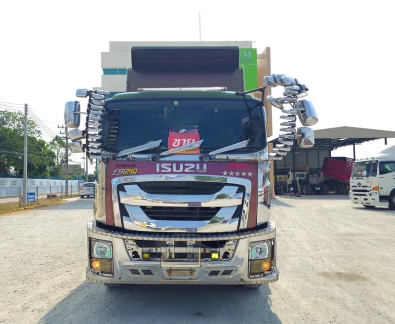 👉หกล้อดั้มพ์ ISUZU FTR 240 แรงม้า ปี 65 (5403) 👉หางดั้มพ์สองเพลา อู่ เดอะฟีนิกซ์ ปี 65 (5404) 👉หกล้อดั้มพ์ ISUZU FTR 240 แรงม้า ปี 65 (5403) 👉หางดั้มพ์สองเพลา อู่ เดอะฟีนิกซ์ ปี 65 (5404)
