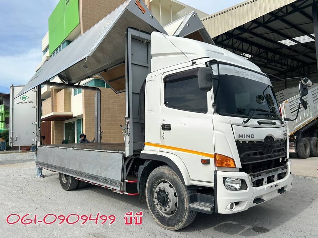 หกล้อตู้เปิดรอบคัน Hino FG8J  240 แรงม้า ปี 2563 (3995)