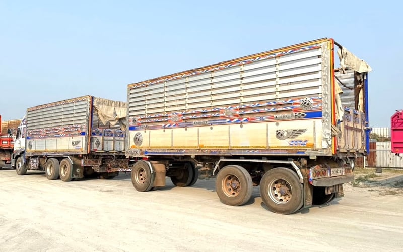 สิบล้อดั้มพ์เกษตรแม่ลูก HINO FM1A 344 แรงม้า ปี 2561 (3362,3363)