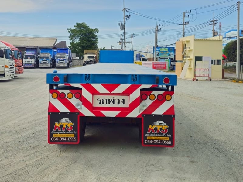 หางพื้นเรียบสามเพลา อู่ ST ปี 2558 (8932)