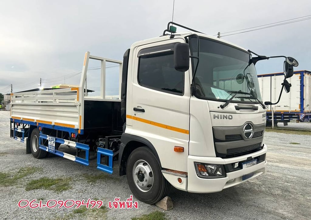 หกล้อกระบะเว้นช่องติดเครน Hino FC9J 175 แรงม้า ปี 67 (3859) หกล้อกระบะเว้นช่องติดเครน Hino FC9J 175 แรงม้า ปี 67 (3859)