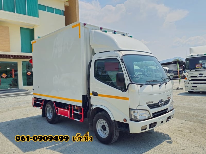 สี่ล้อตู้ทึบ HINO XZU 136 แรงม้า ปี 2563 (8297)