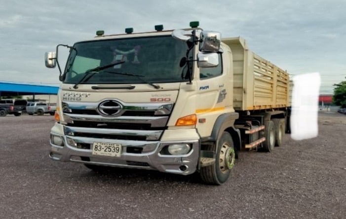 🔥 Vายตัด สิบล้อดั้มพ์เดี่ยว Hino Victor  344 แรงม้า ปี 2560 (2539)