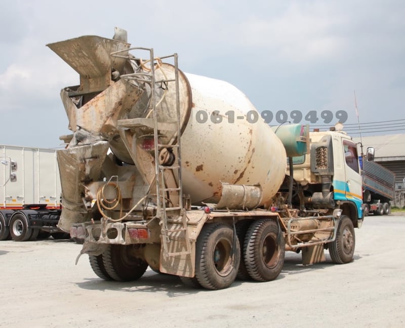 สนใจโทร.มาเลยตอนนี้ 061-0909499   สิบล้อโม่ปูน HINO FM1A  330 แรง ปี 55-56  ✔️โม่ 7 คิว LIEBHERR (0742)