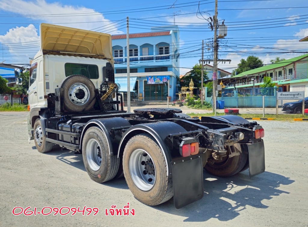 สิบล้อหัวลาก Hino Victor  344 แรงม้า ปี 60 (2297)