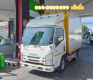 สี่ล้อตู้ทึบ ISUZU NLR  130 แรงม้า ปี 2564 (1635)