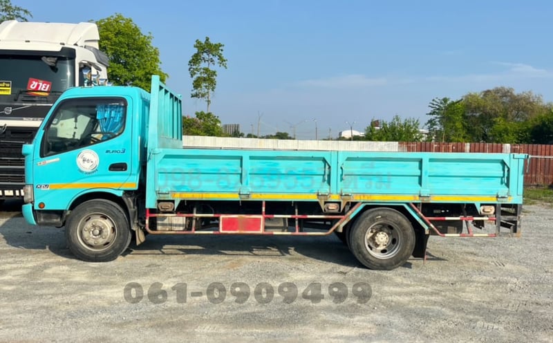 หกล้อกระบะคาร์โก้  HINO XZU  150 แรง ปี 2563 (5876)