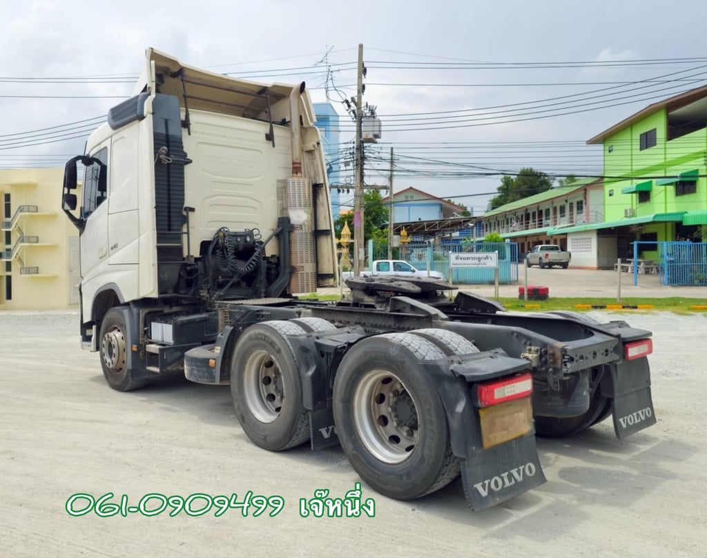 สิบล้อหัวลาก Volvo FH 440 แรงม้า ปี 2561 (4393) สิบล้อหัวลาก Volvo FH 440 แรงม้า ปี 2561 (4393)